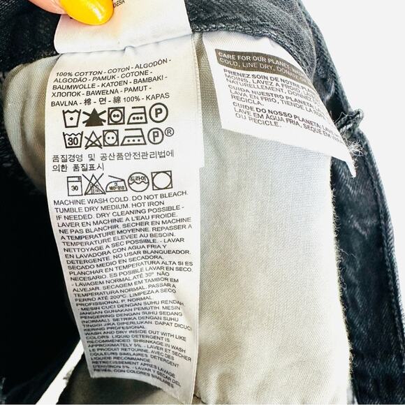 LEVIS REVOLVE Black Distressed Raw Hem Button Fly Pockets ALine Mini Skirt 26 - Picture 13 of 15